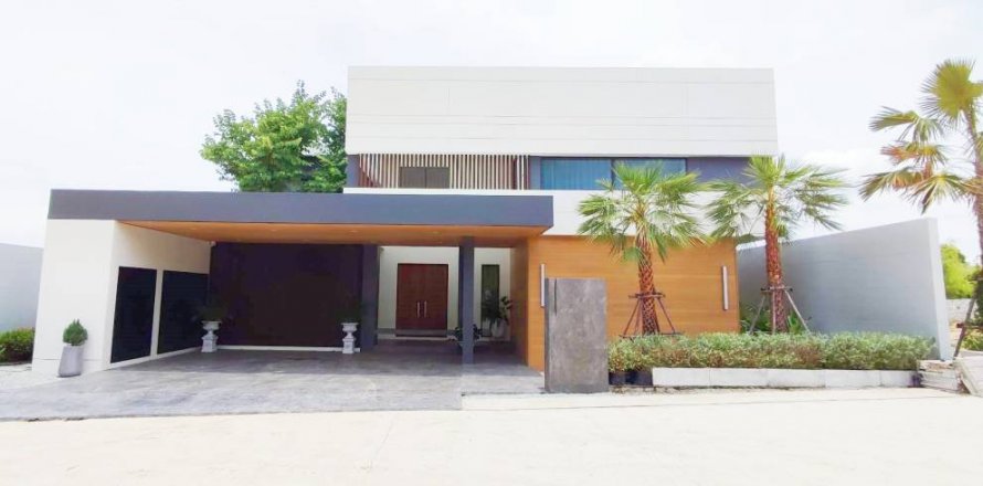 Дом в Паттайе, Таиланд с 5 спальнями  № 114697