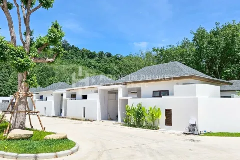 House on Nai Yang, Thailand 2 bedrooms № 160128 - photo 15