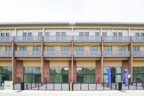 Таунхаус в Самутпракане, Таиланд с 3 спальнями  № 155145 - фото 2