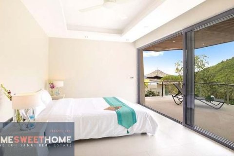 Villa in Ko Samui, Thailand 6 bedrooms № 179920 - photo 2