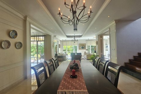 Вилла в Талинг Чане, Бангкок, Таиланд с 4 спальнями № 163367 - фото 25