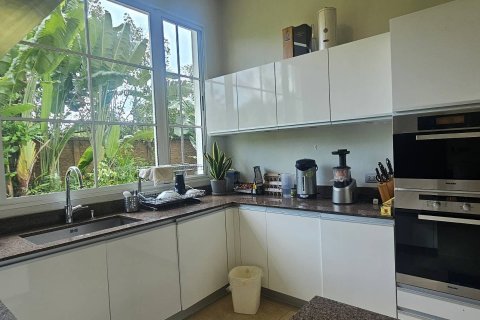 Вилла в Талинг Чане, Бангкок, Таиланд с 4 спальнями № 163367 - фото 28