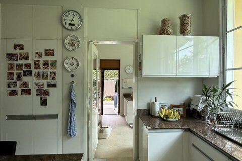 Вилла в Талинг Чане, Бангкок, Таиланд с 4 спальнями № 163367 - фото 10