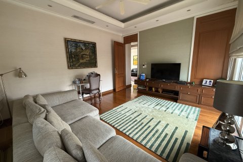 Вилла в Талинг Чане, Бангкок, Таиланд с 4 спальнями № 163367 - фото 13