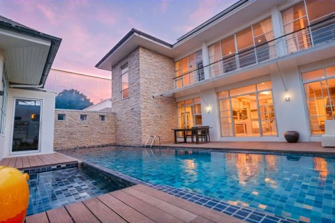 Вилла в Пхукете, Таиланд с 4 спальнями  № 163369