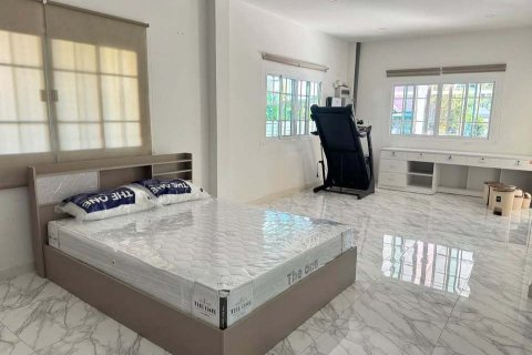 Maison à Hang Dong, Thaïlande 4 chambres № 163364 - photo 3