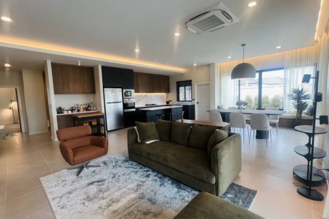 House in Bang Lamung, Thailand 3 bedrooms № 134712 - photo 1