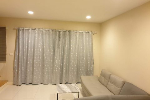 Townhouse in Nonthaburi, Thailand 3 bedrooms № 144908 - photo 3