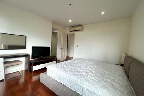 Кондоминиум с 2 спальнями в Ваттхане, Бангкок, Таиланд № 144907 - фото 11