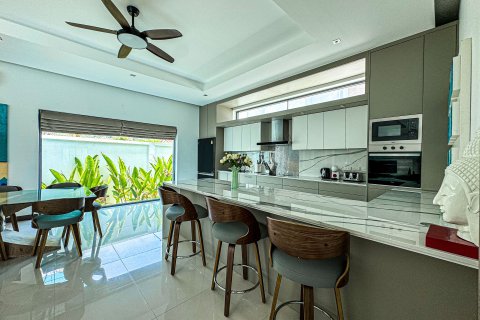 Villa à Phuket, Thaïlande 4 chambres № 150078 - photo 5