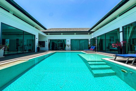 Villa à Phuket, Thaïlande 4 chambres № 150078 - photo 1