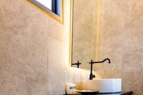 Villa in Krabi, Thailand 3 bedrooms № 150081 - photo 21