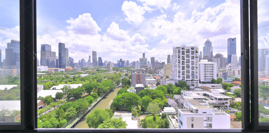 Condominio de 2 dormitorios en Bangkok, Tailandia № 209858
