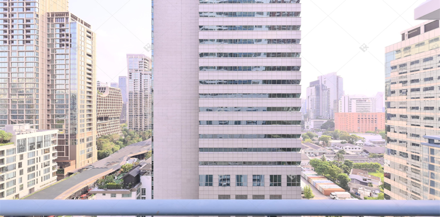 Condominio de 2 dormitorios en Bangkok, Tailandia № 209861