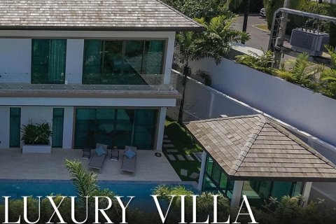 House in Phuket, Thailand 4 bedrooms № 160628 - photo 2