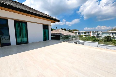House in Phuket, Thailand 4 bedrooms № 160628 - photo 22