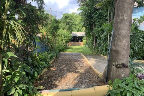 Дом в Ратхум Тхани, Таиланд с 5 спальнями  № 160626 - фото 15