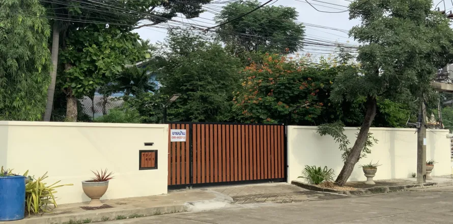 Дом в Ратхум Тхани, Таиланд с 5 спальнями  № 160626