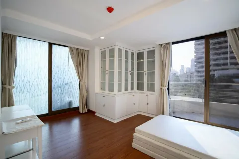 Duplex à Watthana, Bangkok, Thaïlande 3 chambres № 160632 - photo 19