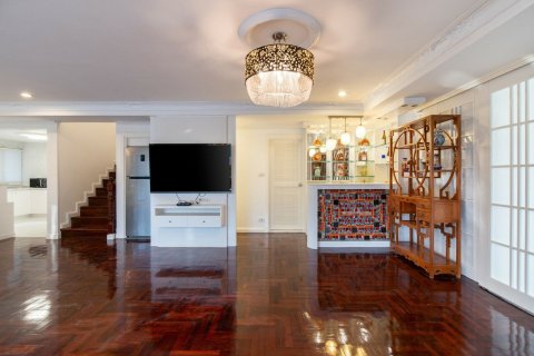 Duplex à Watthana, Bangkok, Thaïlande 3 chambres № 160632 - photo 6