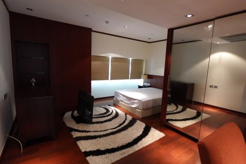 Condo in Watthana, Bangkok, Thailand, 3 bedrooms  № 176492 - photo 4