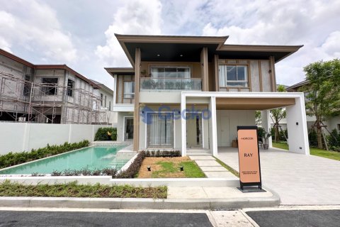 Casa de 4 dormitorios en Pattaya, Tailandia № 209395 - foto 28