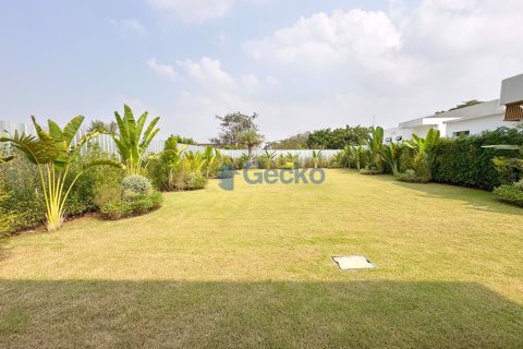 Casa de 3 dormitorios en Pattaya, Tailandia № 209393 - foto 11