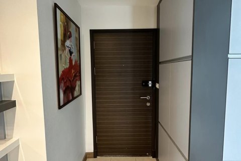 Condo in Huai Khwang, Bangkok, Thailand, 2 bedrooms  № 163358 - photo 11