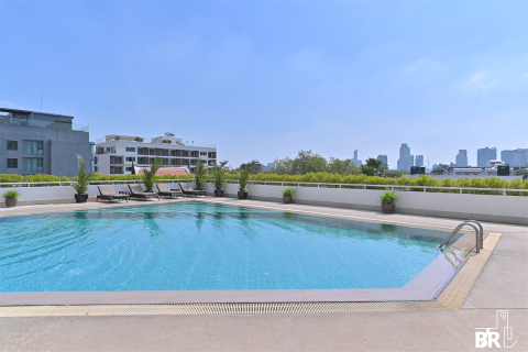 Condo in Bangkok, Thailand, 4 bedrooms  № 186007 - photo 8