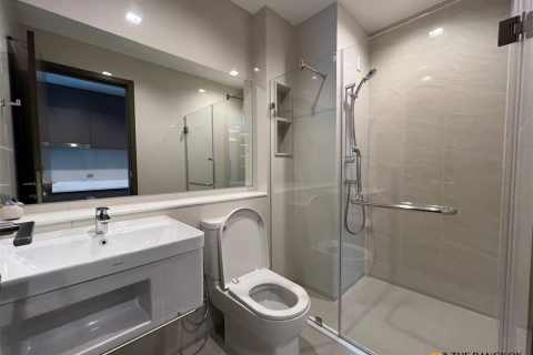 Condo in Bangkok, Thailand, 1 bedroom  № 186009 - photo 4
