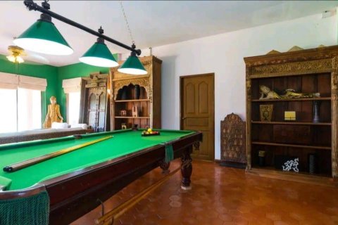 Villa in Hua Hin, Thailand 5 bedrooms № 155078 - photo 7