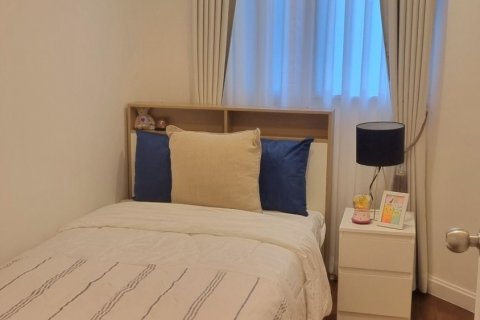 Condo in Huai Khwang, Bangkok, Thailand, 3 bedrooms № 155083 - photo 8