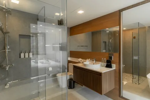 Condo in Phuket, Thailand, 2 bedrooms  № 155082 - photo 13