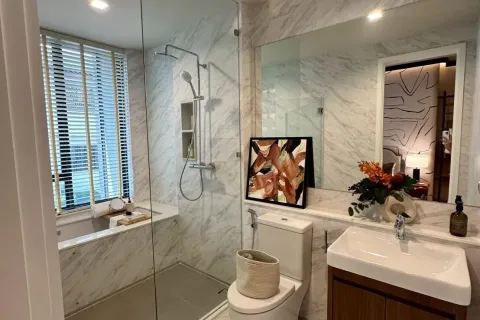 Condo in Khlong San, Bangkok, Thailand, 3 bedrooms  № 158024 - photo 17