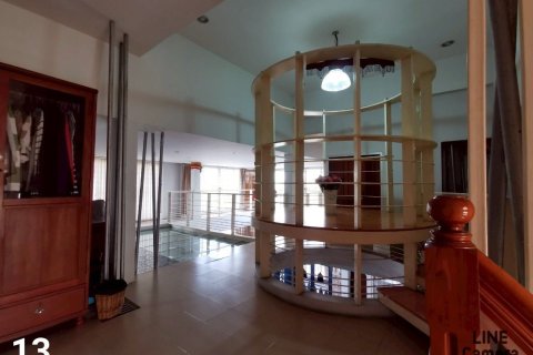 Дом в Бангкок Яй, Таиланд с 4 спальнями  № 158025 - фото 5