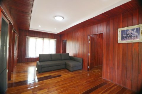 House in Udon Thani, Thailand 3 bedrooms № 171778 - photo 8