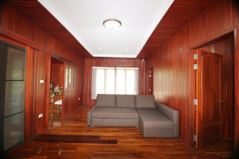 House in Udon Thani, Thailand 3 bedrooms № 171778 - photo 9