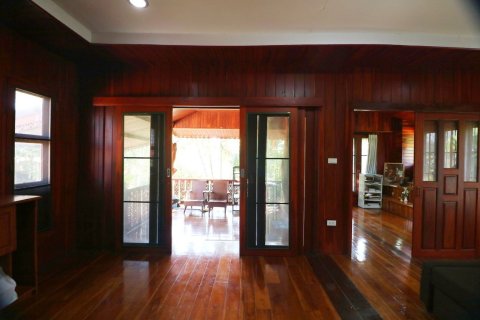 House in Udon Thani, Thailand 3 bedrooms № 171778 - photo 21