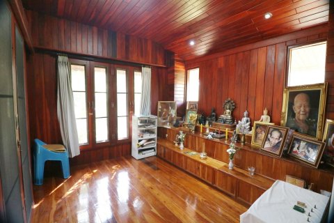 House in Udon Thani, Thailand 3 bedrooms № 171778 - photo 11