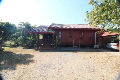 House in Udon Thani, Thailand 3 bedrooms № 171778 - photo 4