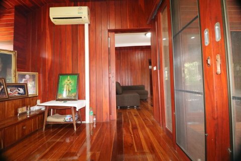 House in Udon Thani, Thailand 3 bedrooms № 171778 - photo 13