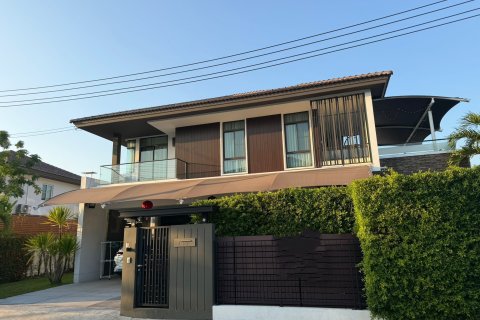 House in Phuket, Thailand 4 bedrooms № 171779