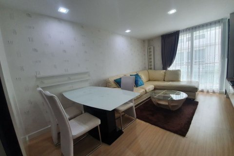 Кондоминиум с 2 спальнями в Пхракханонге, Бангкок, Таиланд № 171780 - фото 12