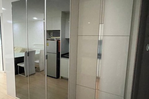 Кондоминиум с 2 спальнями в Пхракханонге, Бангкок, Таиланд № 171780 - фото 19