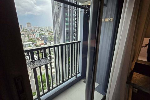 Studio dans le Condo à Chatuchak, Bangkok, Thaïlande № 154987 - photo 4