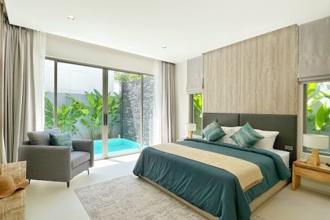 Villa in Phuket, Thailand 3 bedrooms № 154988 - photo 18