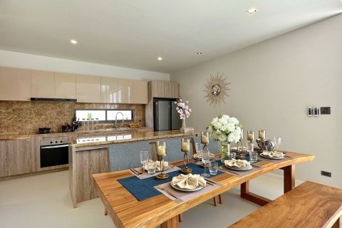 Villa in Phuket, Thailand 3 bedrooms № 154988 - photo 17