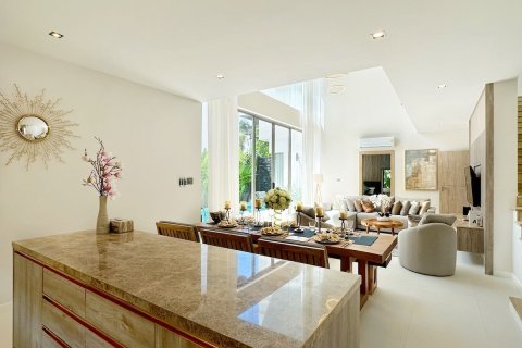 Villa in Phuket, Thailand 3 bedrooms № 154988 - photo 6