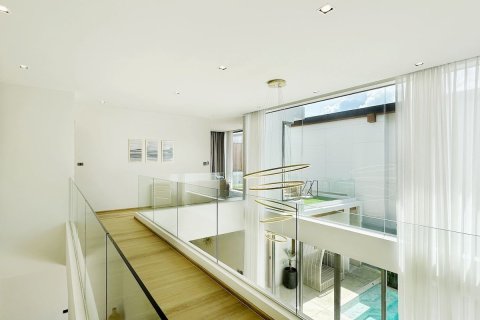 Villa in Phuket, Thailand 3 bedrooms № 154988 - photo 3