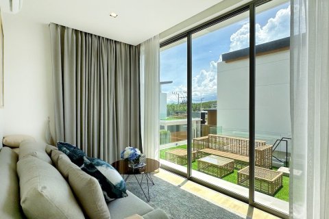 Villa in Phuket, Thailand 3 bedrooms № 154988 - photo 13